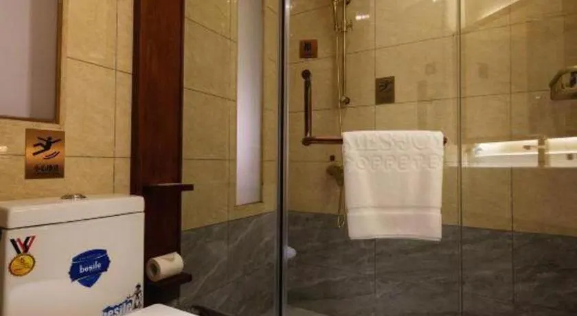 James Joyce Coffetel Guilin Railway Station Xiangbi Mountain Liangjiang Sihu Wharf