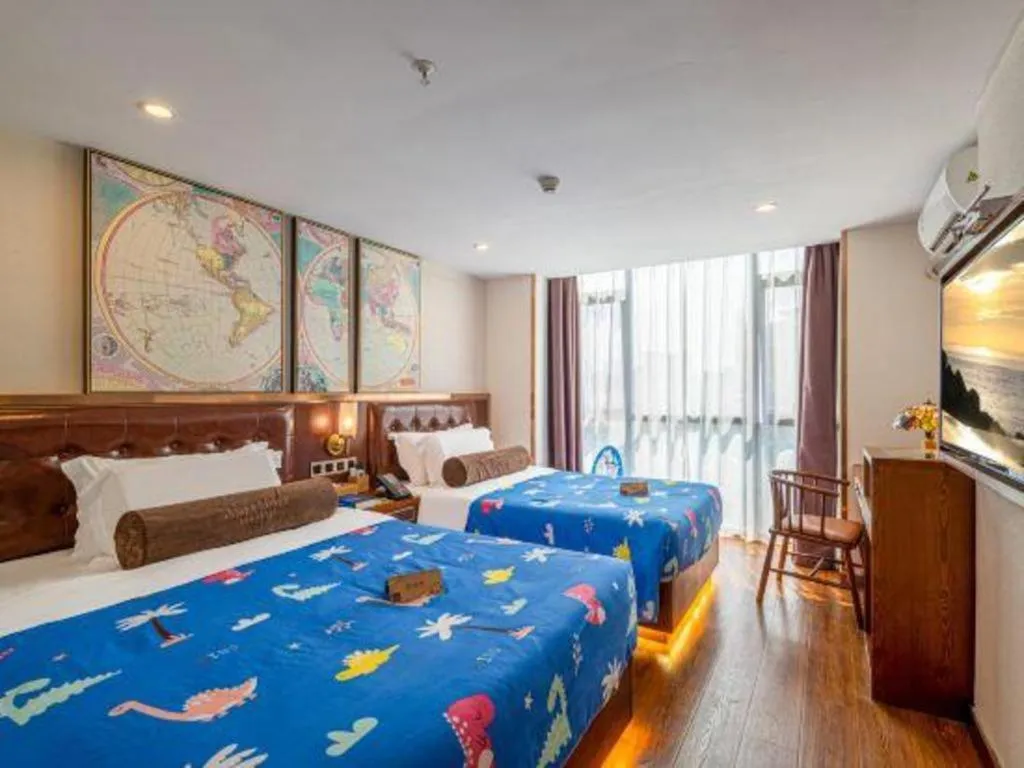 Bed in James Joyce Coffetel Guilin Railway Station Xiangbi Mountain Liangjiang Sihu Wharf