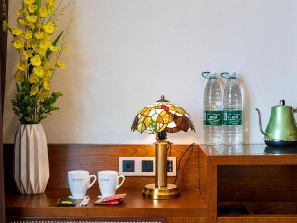 James Joyce Coffetel Guilin Railway Station Xiangbi Mountain Liangjiang Sihu Wharf