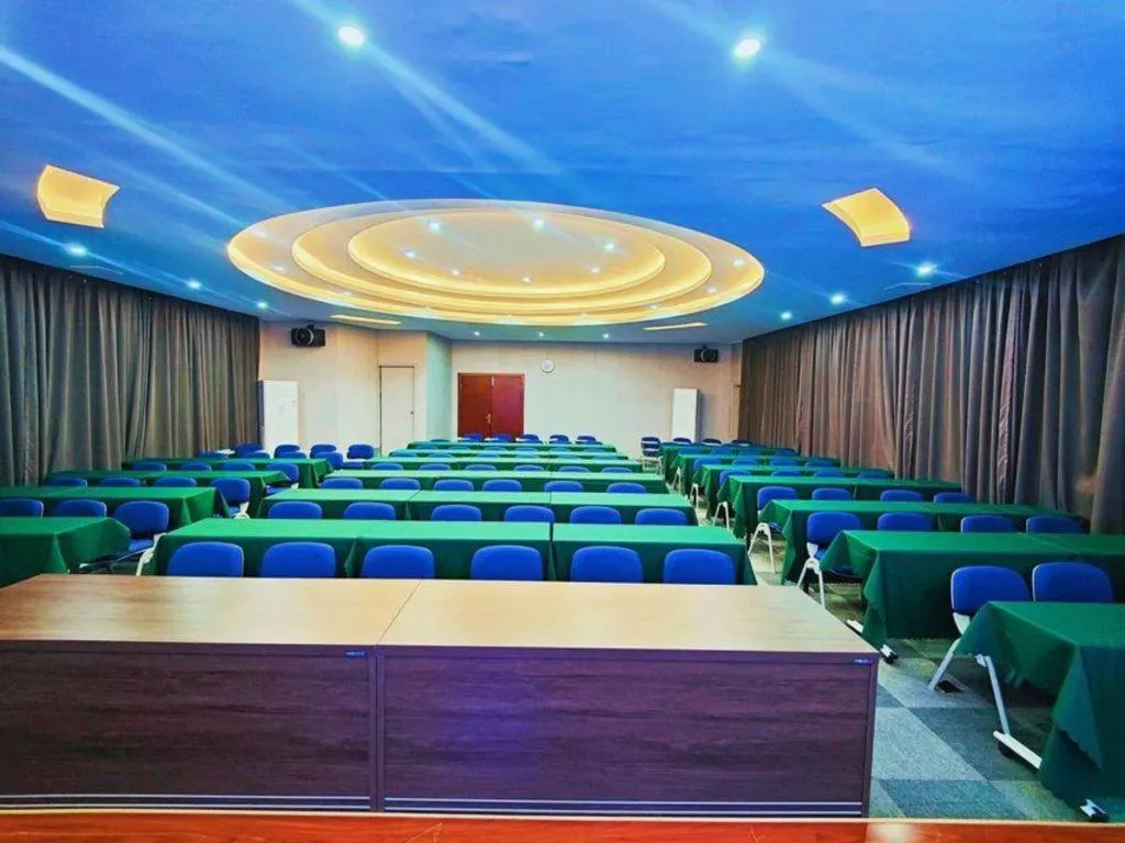 James Joyce Coffetel Guilin Railway Station Xiangbi Mountain Liangjiang Sihu Wharf