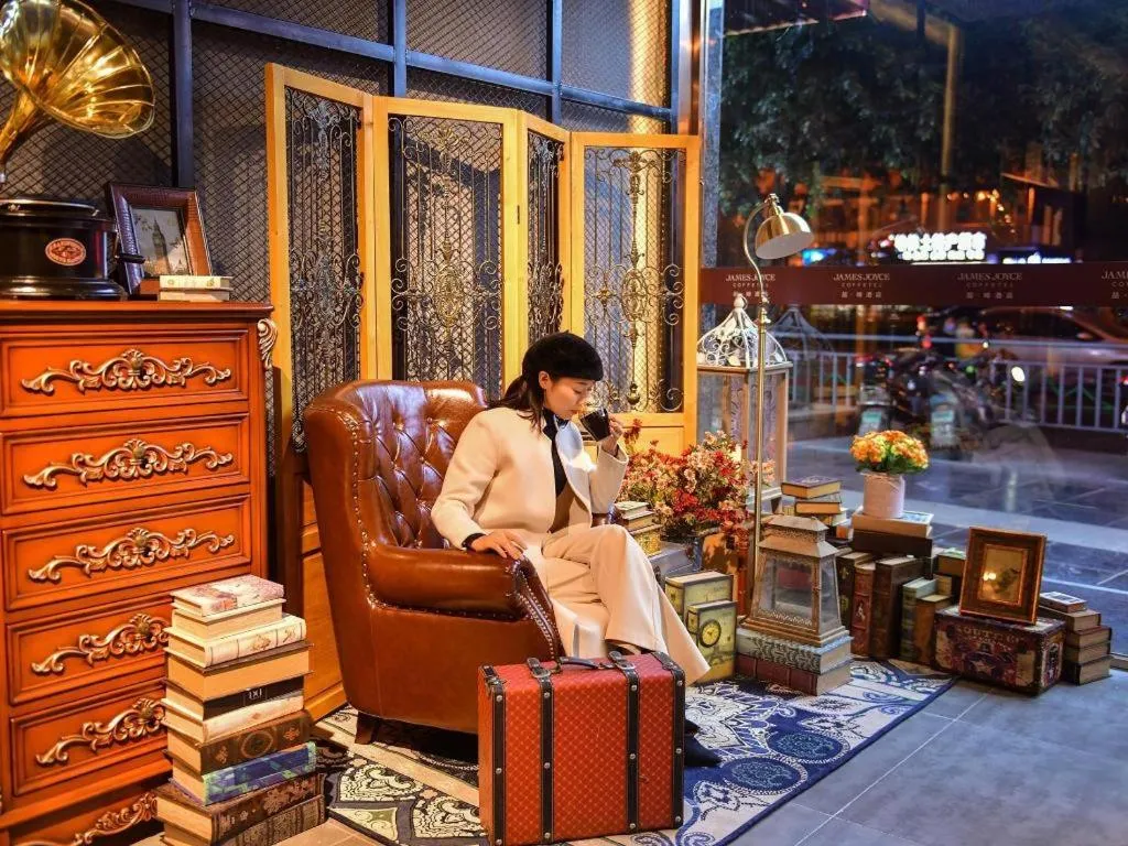 James Joyce Coffetel Guilin Railway Station Xiangbi Mountain Liangjiang Sihu Wharf