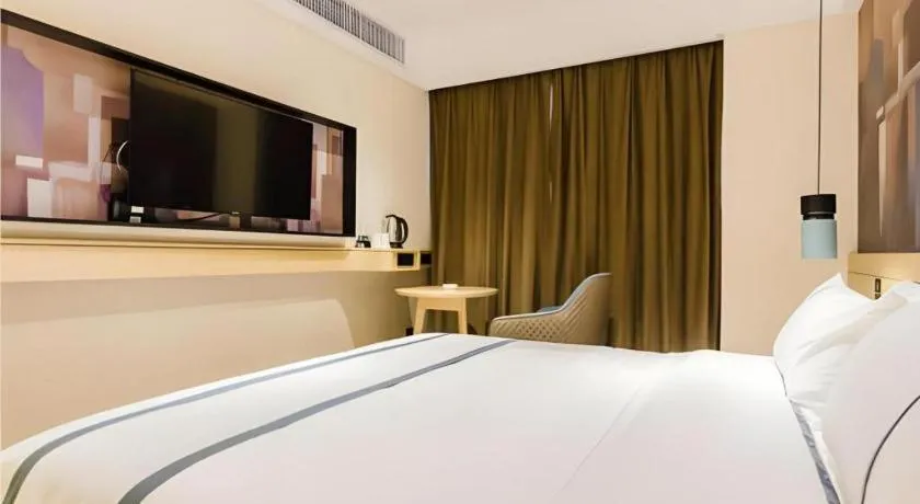 Bed in City Comfort Inn Foshan Sanshui Datang