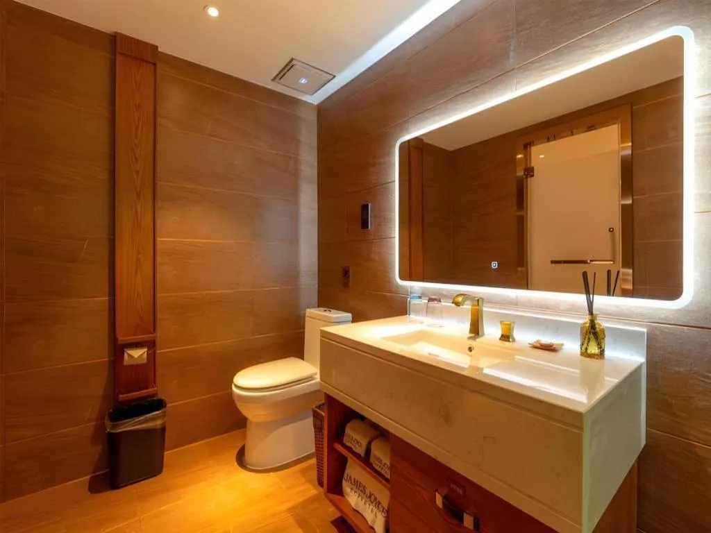 James Joyce Coffetel Kunming Railway Station Huancheng Nan Road Metro Station