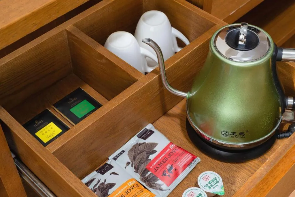 James Joyce Coffetel Kunming Railway Station Huancheng Nan Road Metro Station