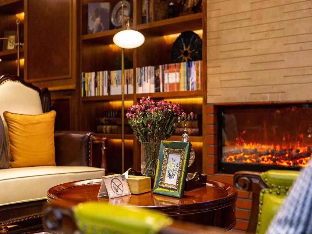 James Joyce Coffetel Kunming Railway Station Huancheng Nan Road Metro Station