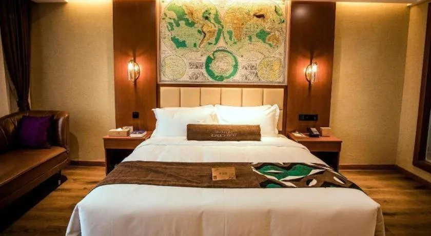 Bed in James Joyce Coffetel Xinyang Municipal Government Railway Station