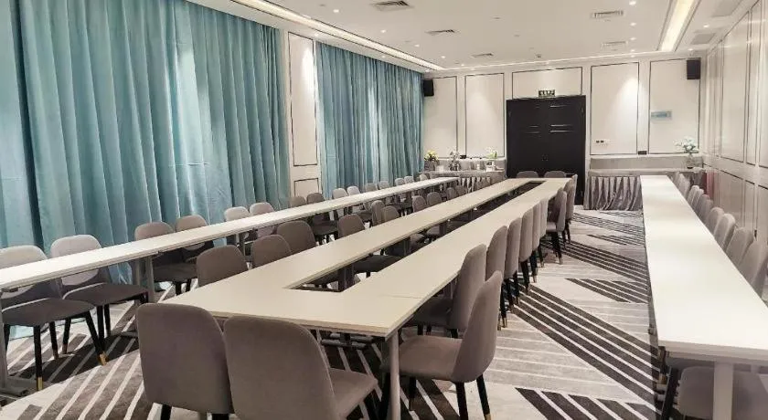 Xana Hotelle Guangzhou Luogang Science City Huangpi Metro Station