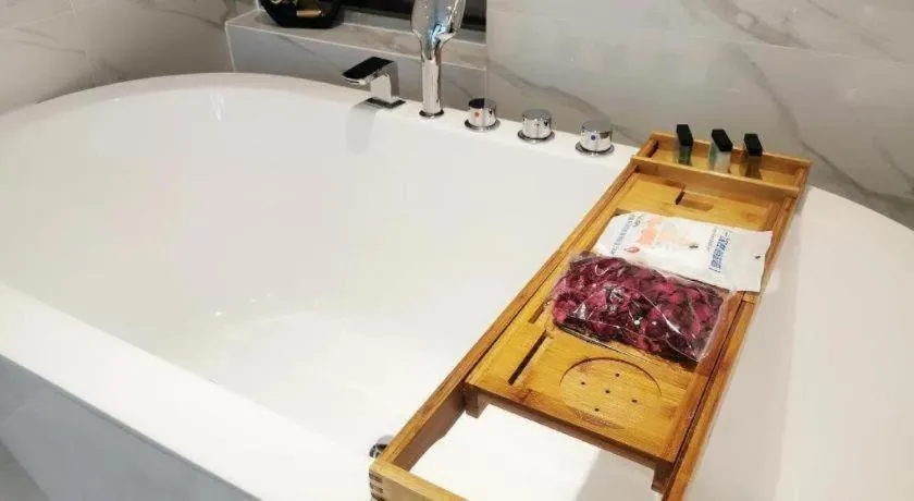 Xana Hotelle Guangzhou Luogang Science City Huangpi Metro Station