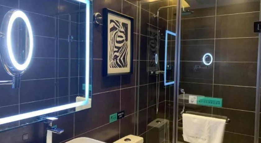 Xana Hotelle Guangzhou Luogang Science City Huangpi Metro Station