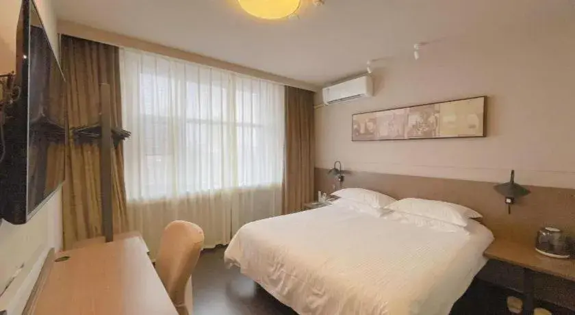 Bed in Jinjiang Inn Select Shihezi East Ring Road Bed in Jinjiang Inn Select Shihezi East Ring Road