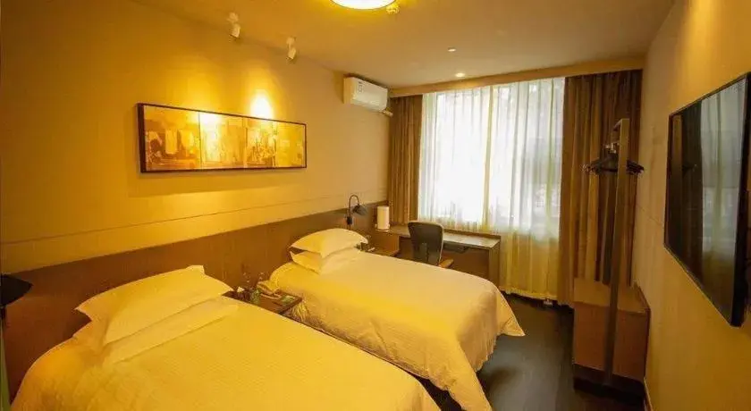 Bed in Jinjiang Inn Select Shihezi East Ring Road Bed in Jinjiang Inn Select Shihezi East Ring Road