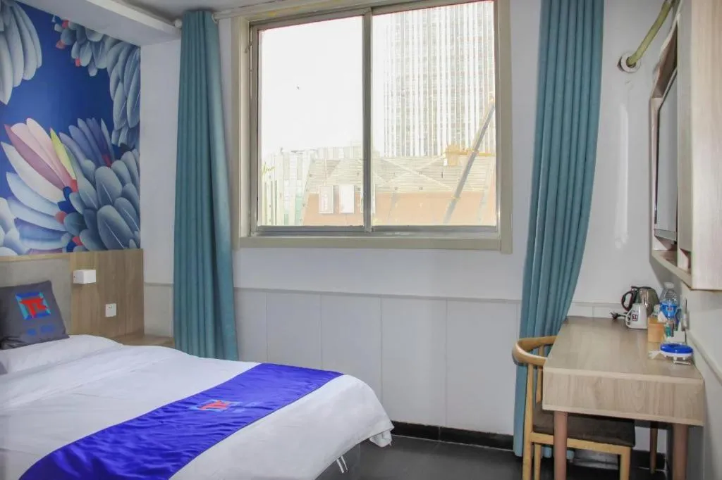 Bed in Pai Hotel Xuzhou Railway Station