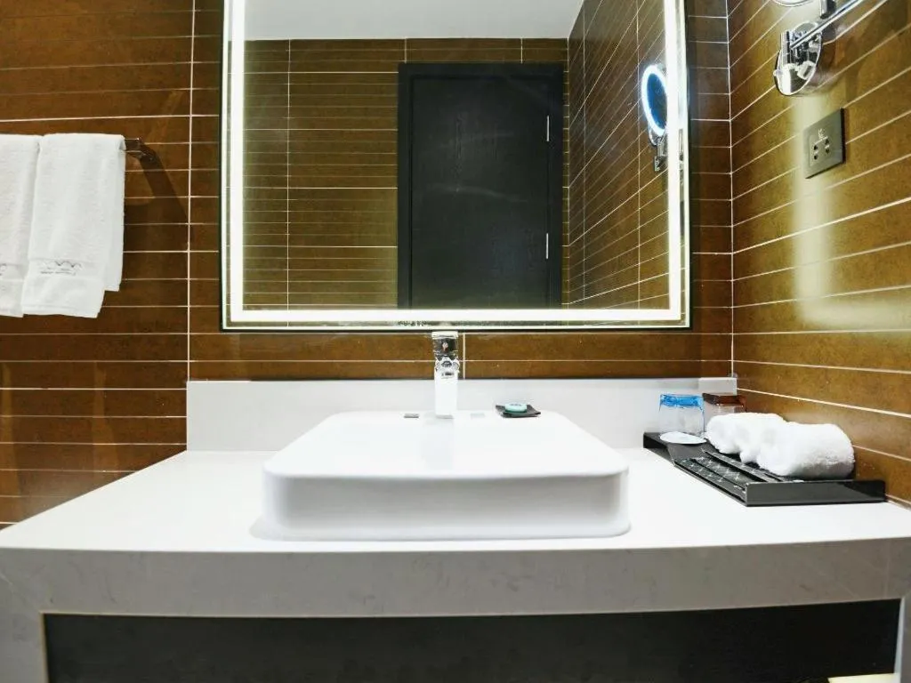 Xana Hotelle Xi'an Zhonglou, Huimin Street Metro Station