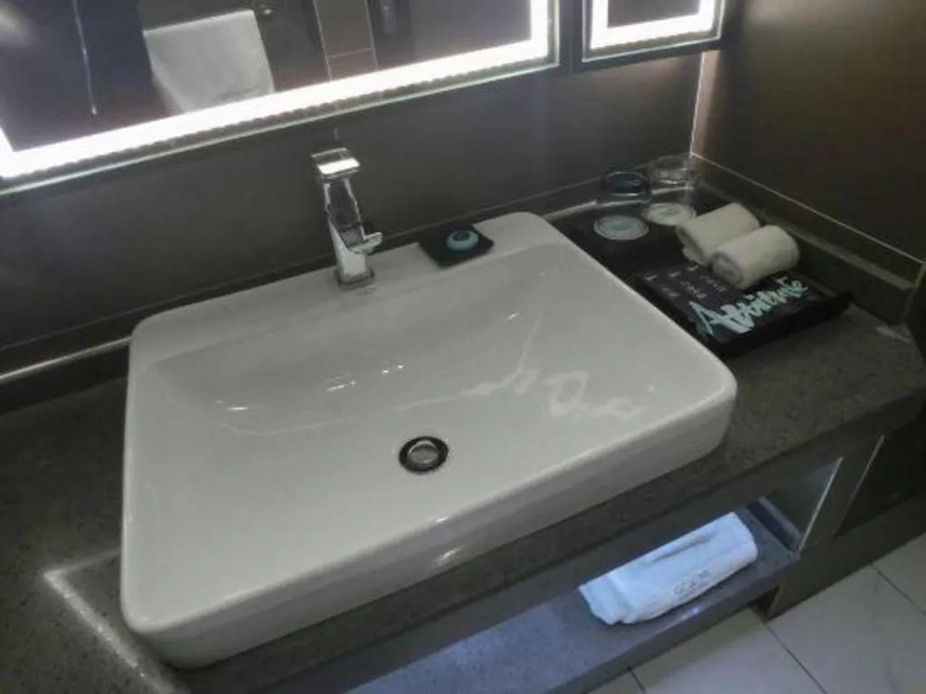 Xana Hotelle Xi'an Zhonglou, Huimin Street Metro Station