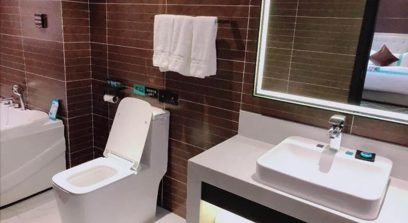 Xana Hotelle Xi'an Zhonglou, Huimin Street Metro Station