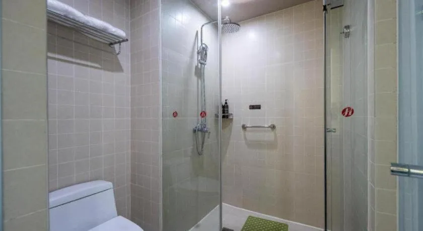 Jinjiang Inn Select Heze Wanxiang Plaza Guiling Road