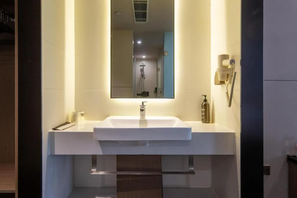 Jinjiang Inn Select Heze Wanxiang Plaza Guiling Road