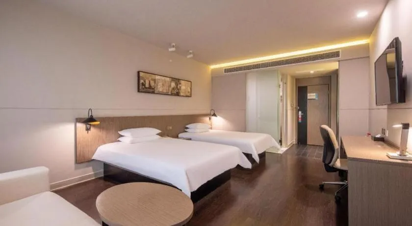 Bed in Jinjiang Inn Select Heze Wanxiang Plaza Guiling Road