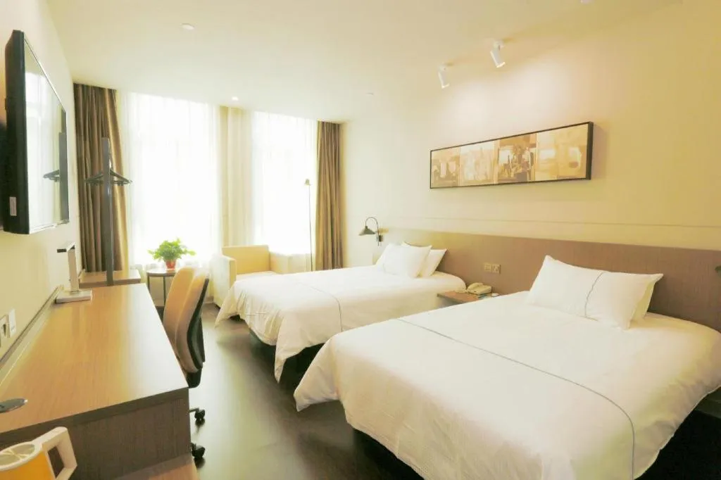 Bed in Jinjiang Inn Select Heze Wanxiang Plaza Guiling Road