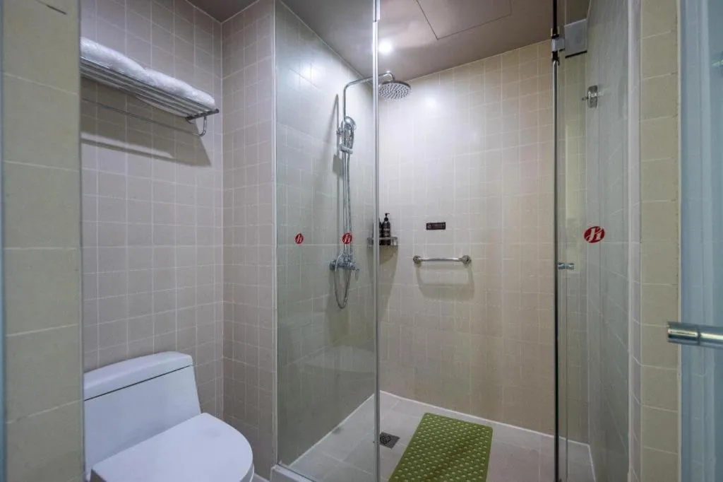 Jinjiang Inn Select Heze Wanxiang Plaza Guiling Road