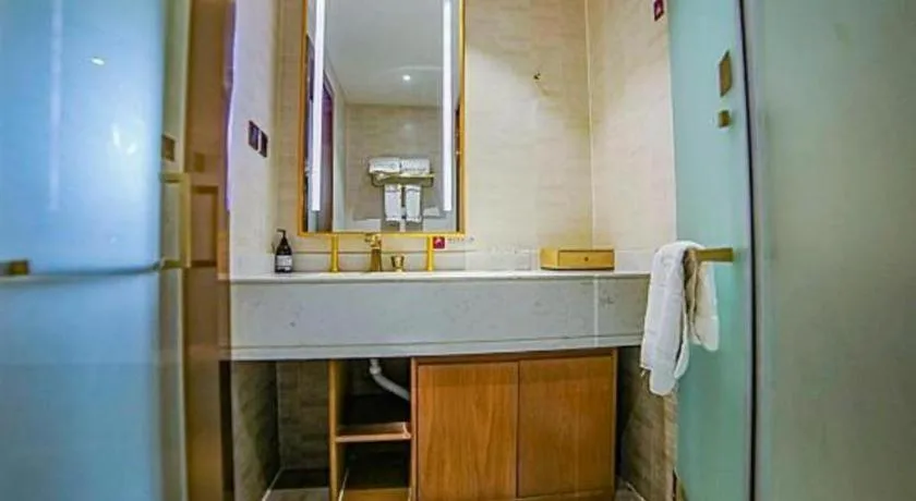 James Joyce Coffetel Lijiang Ancient City Dashuiche