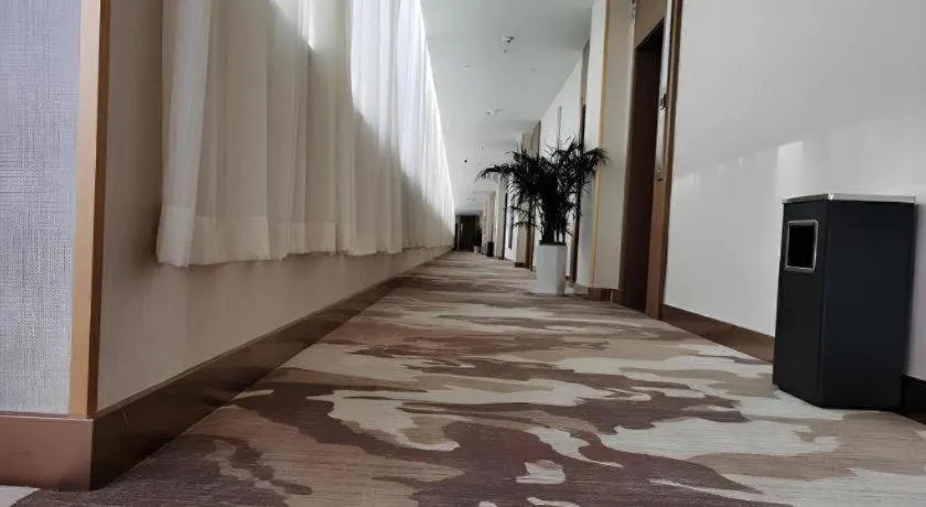 James Joyce Coffetel Lijiang Ancient City Dashuiche