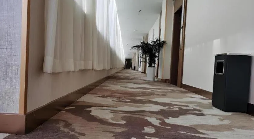 James Joyce Coffetel Lijiang Ancient City Dashuiche