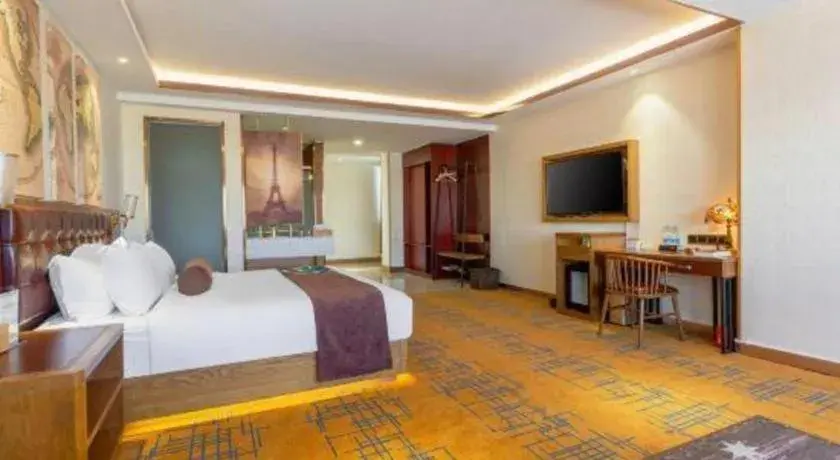 Bed in James Joyce Coffetel Lijiang Ancient City Dashuiche Bed in James Joyce Coffetel Lijiang Ancient City Dashuiche