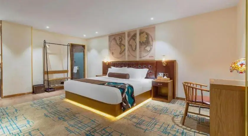 Bed in James Joyce Coffetel Lijiang Ancient City Dashuiche Bed in James Joyce Coffetel Lijiang Ancient City Dashuiche