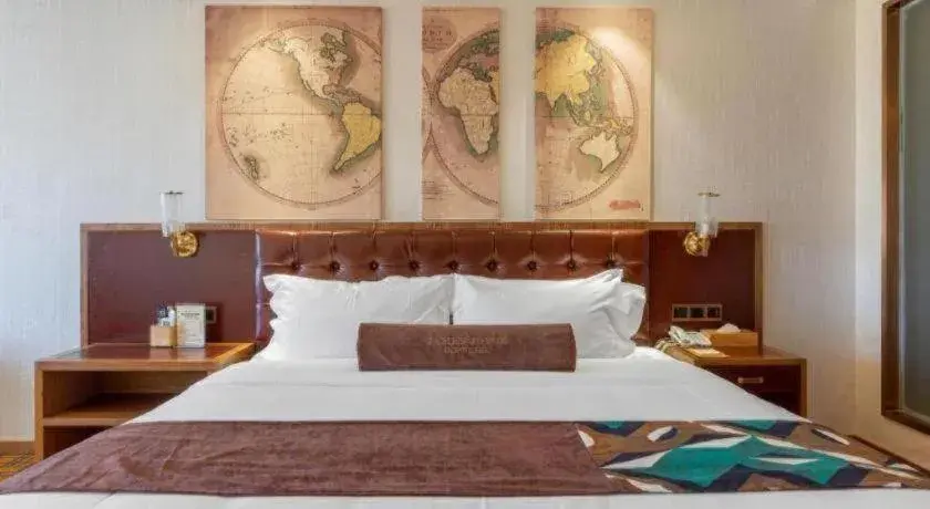 Bed in James Joyce Coffetel Lijiang Ancient City Dashuiche Bed in James Joyce Coffetel Lijiang Ancient City Dashuiche