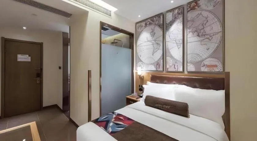 Bed in James Joyce Coffetel Beijing Tongzhou Guoyuan Metro Station