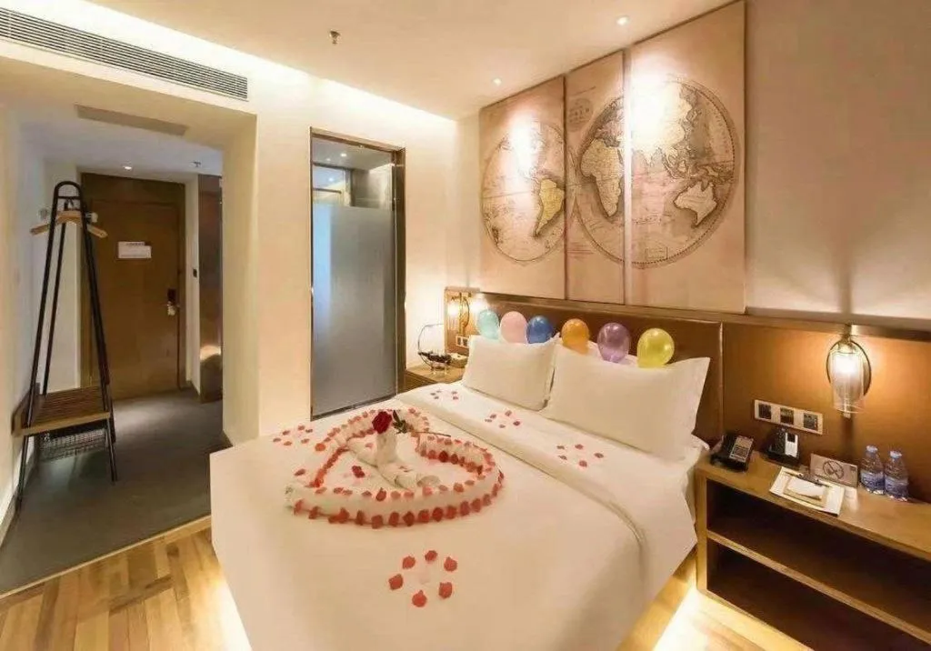 Bed in James Joyce Coffetel Beijing Tongzhou Guoyuan Metro Station