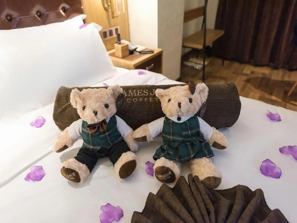 Bed in James Joyce Coffetel Beijing Tongzhou Guoyuan Metro Station