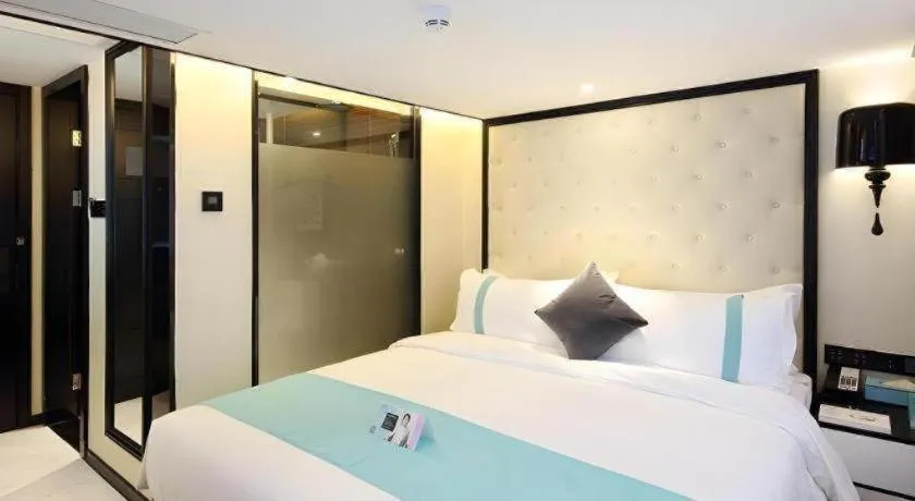 Bed in Xana Hotelle Shenzheng South Station Foxconn