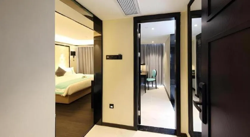 Bed in Xana Hotelle Shenzheng South Station Foxconn