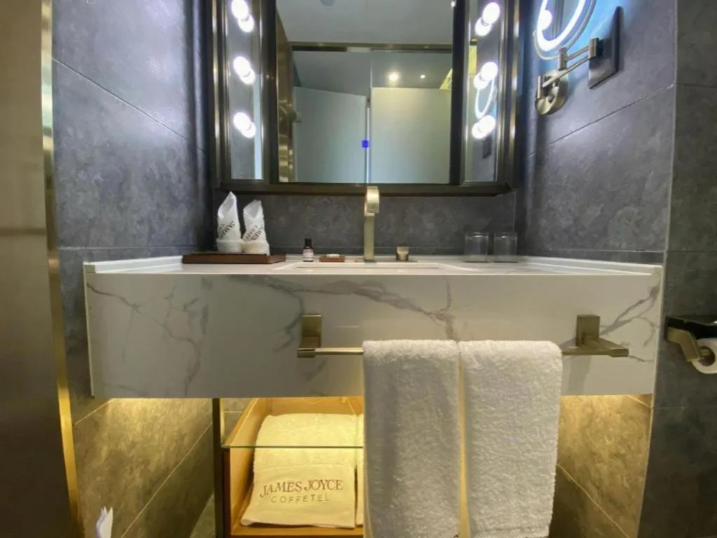 James Joyce Coffetel Tianjing First Central Hospital Nankai University