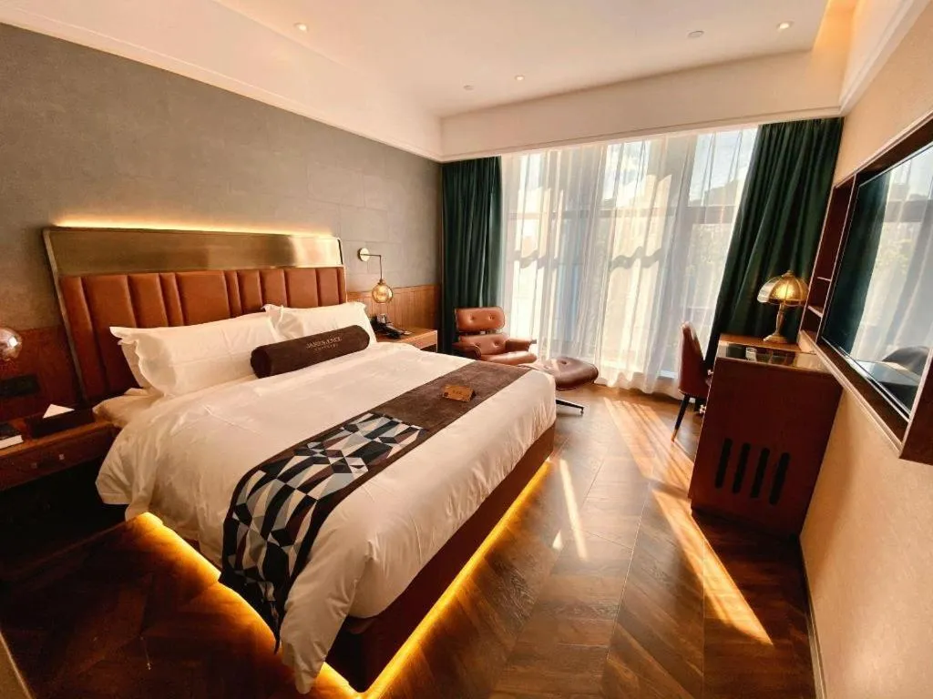 Bed in James Joyce Coffetel Tianjing First Central Hospital Nankai University