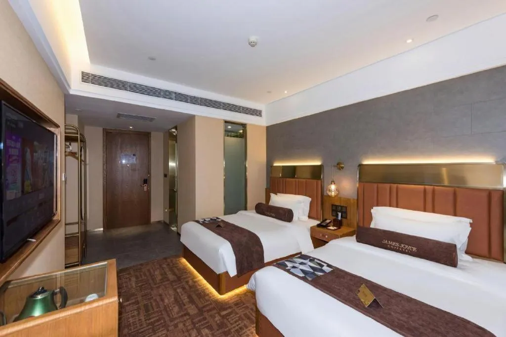 Bed in James Joyce Coffetel Tianjing First Central Hospital Nankai University