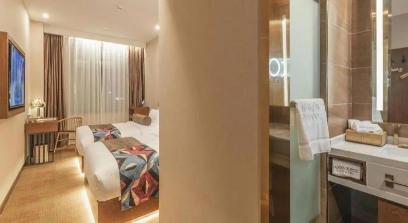 Bed in James Joyce Coffetel Tianjing First Central Hospital Nankai University