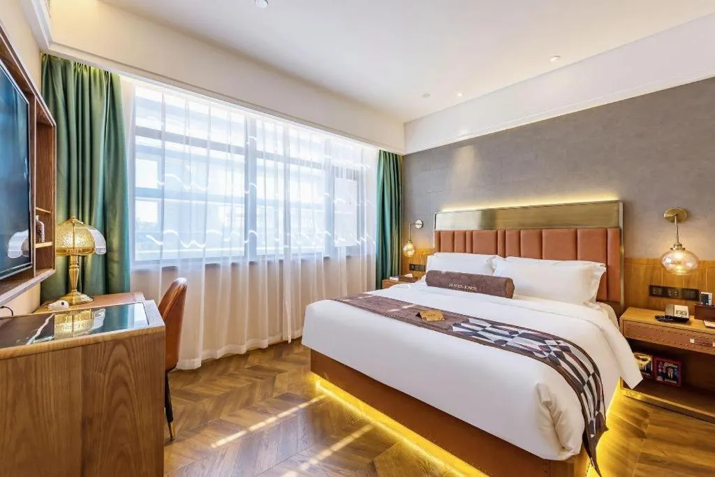 Bed in James Joyce Coffetel Tianjing First Central Hospital Nankai University