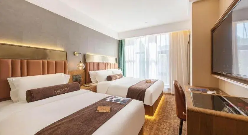 Bed in James Joyce Coffetel Tianjing First Central Hospital Nankai University Bed in James Joyce Coffetel Tianjing First Central Hospital Nankai University