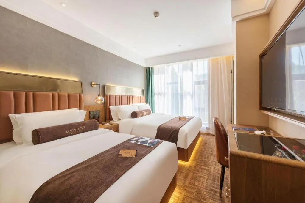 Bed in James Joyce Coffetel Tianjing First Central Hospital Nankai University