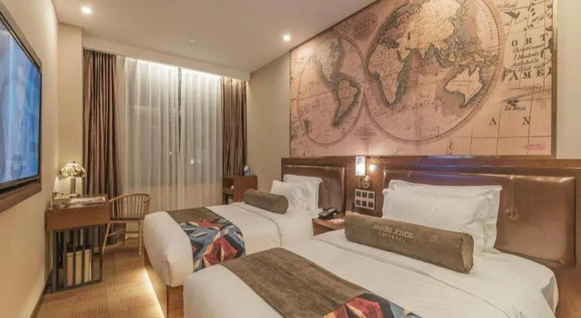 Bed in James Joyce Coffetel Tianjing First Central Hospital Nankai University