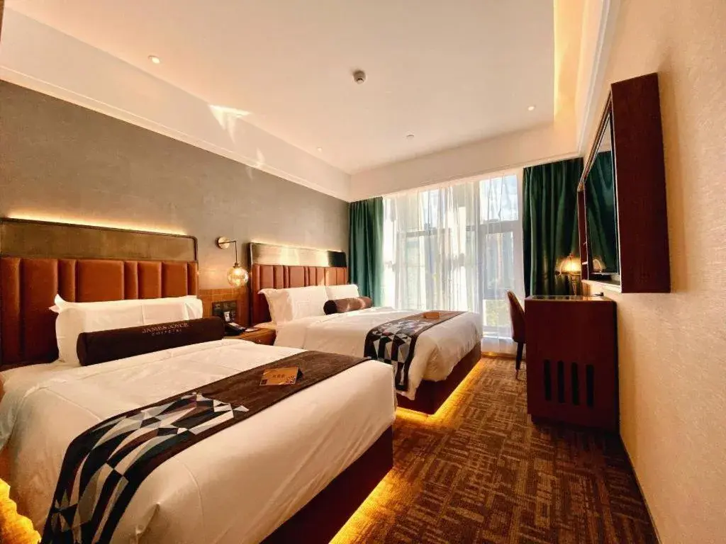 Bed in James Joyce Coffetel Tianjing First Central Hospital Nankai University Bed in James Joyce Coffetel Tianjing First Central Hospital Nankai University