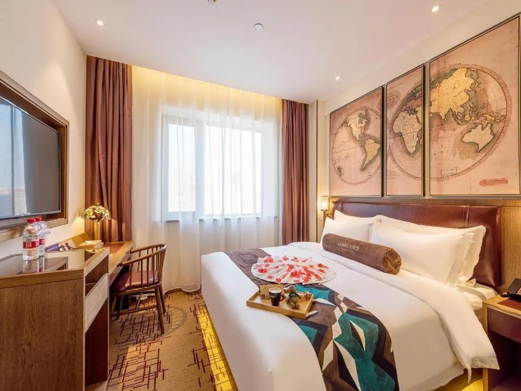 Bed in James Joyce Coffetel Beijing Yizhuang Development Zone Chicheng Times Square
