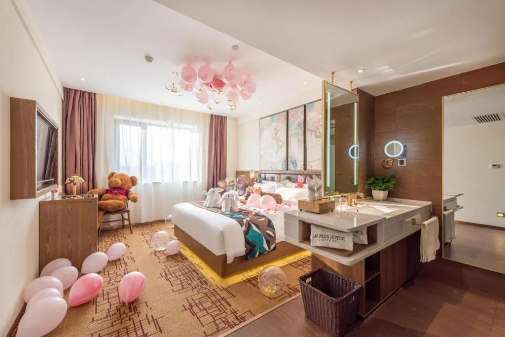 Bed in James Joyce Coffetel Beijing Yizhuang Development Zone Chicheng Times Square