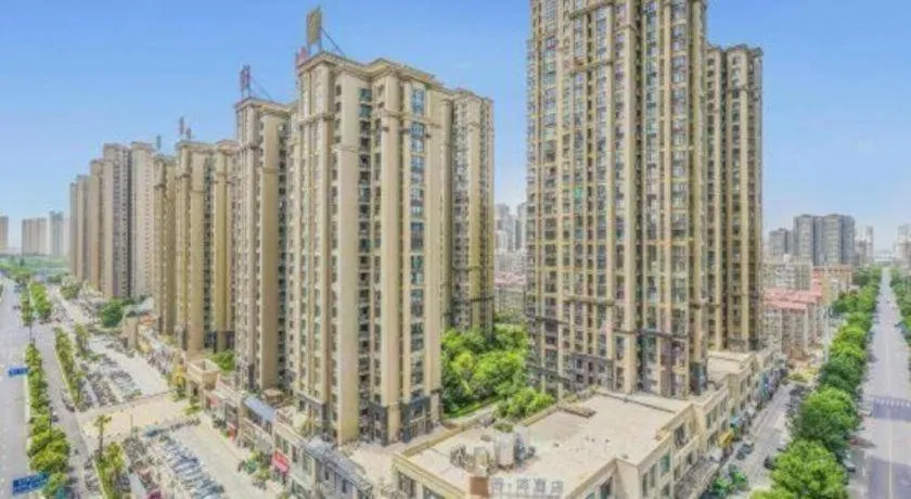 James Joyce Coffetel Luoyang Longmen High-speed Railway Station Baolong Plaza