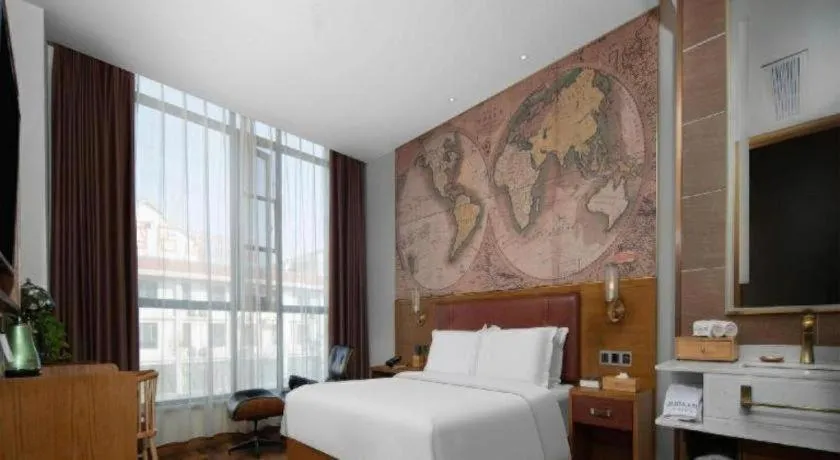 Bed in James Joyce Coffetel Luoyang Longmen High-speed Railway Station Baolong Plaza