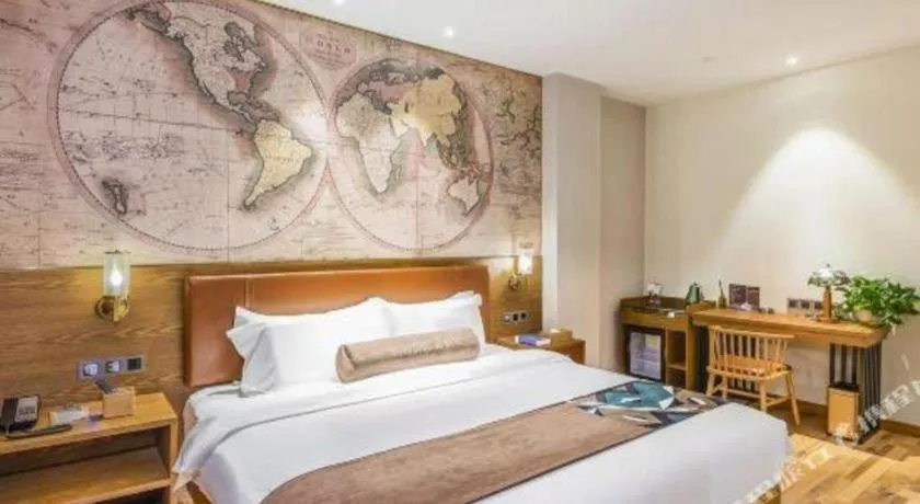 Bed in James Joyce Coffetel Luoyang Longmen High-speed Railway Station Baolong Plaza