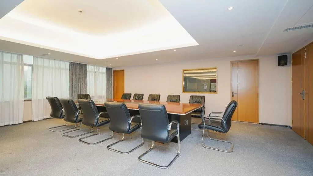 Xana Lite Huizhou Railway Station